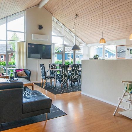 12 Person Holiday Home In Aabenraa Loddenhoj Luaran gambar